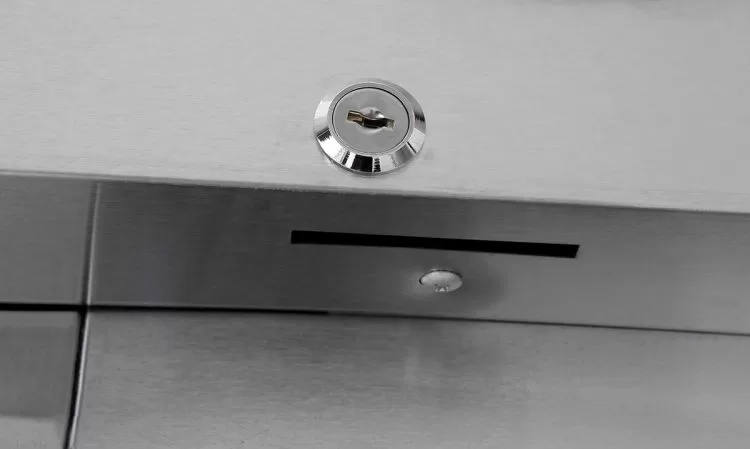 Bottom Mount (3) Door Freezer - Image 7