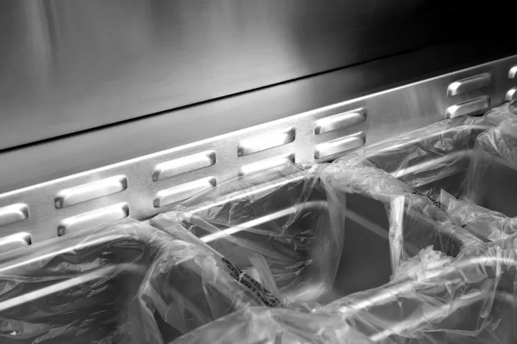 27'' Sandwich Prep. Table with 8 S/S Pans - Image 12